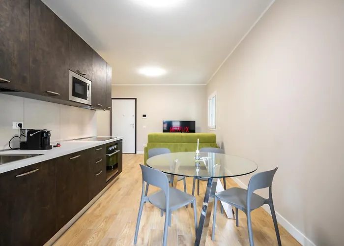 Residenza Novoli Prestige - Private Free Parking
